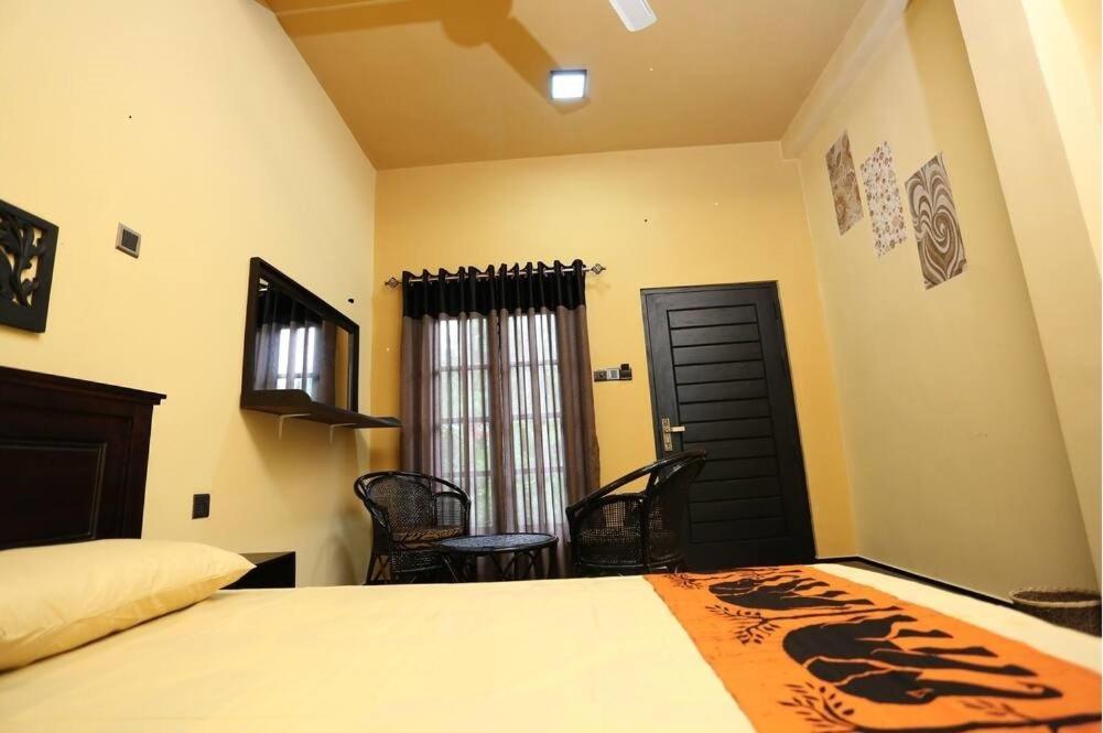 Bed and Breakfast Edwin'S Airport Garden Negombo Exterior foto