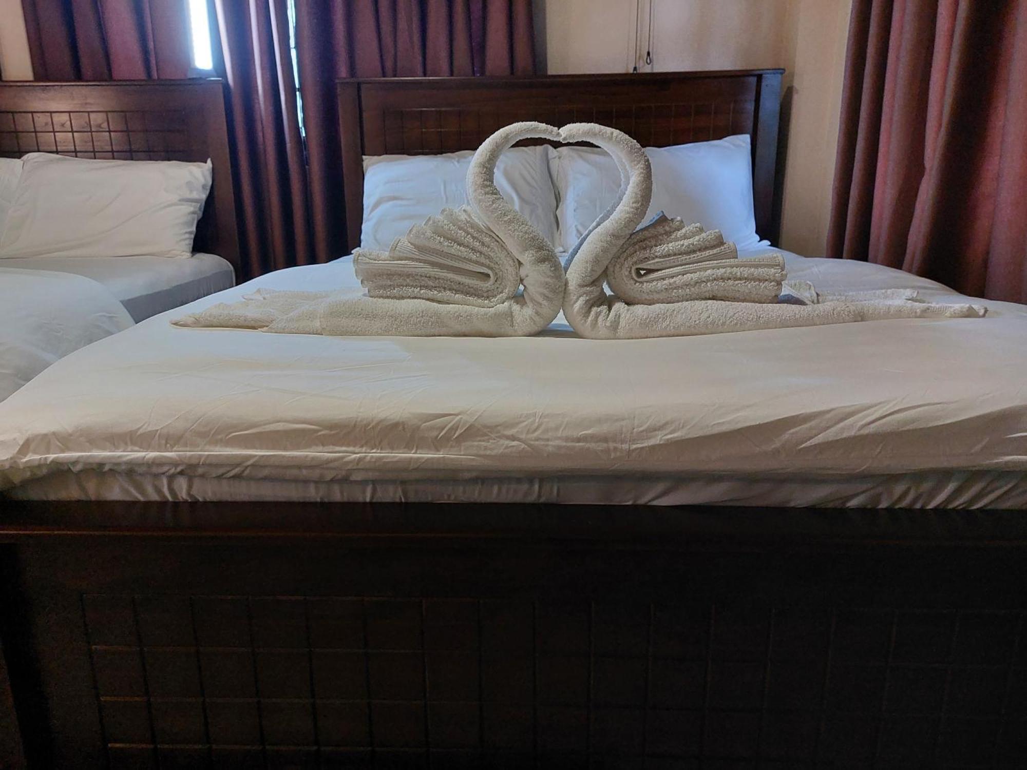Bed and Breakfast Edwin'S Airport Garden Negombo Exterior foto